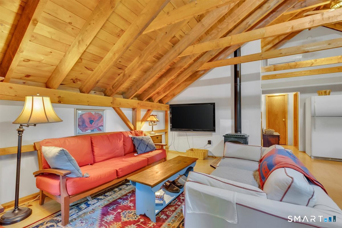 113 Deepwood Drive Lebanon CT 06249