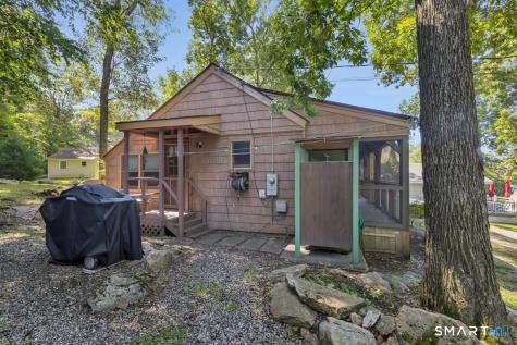 113 Deepwood Drive Lebanon CT 06249