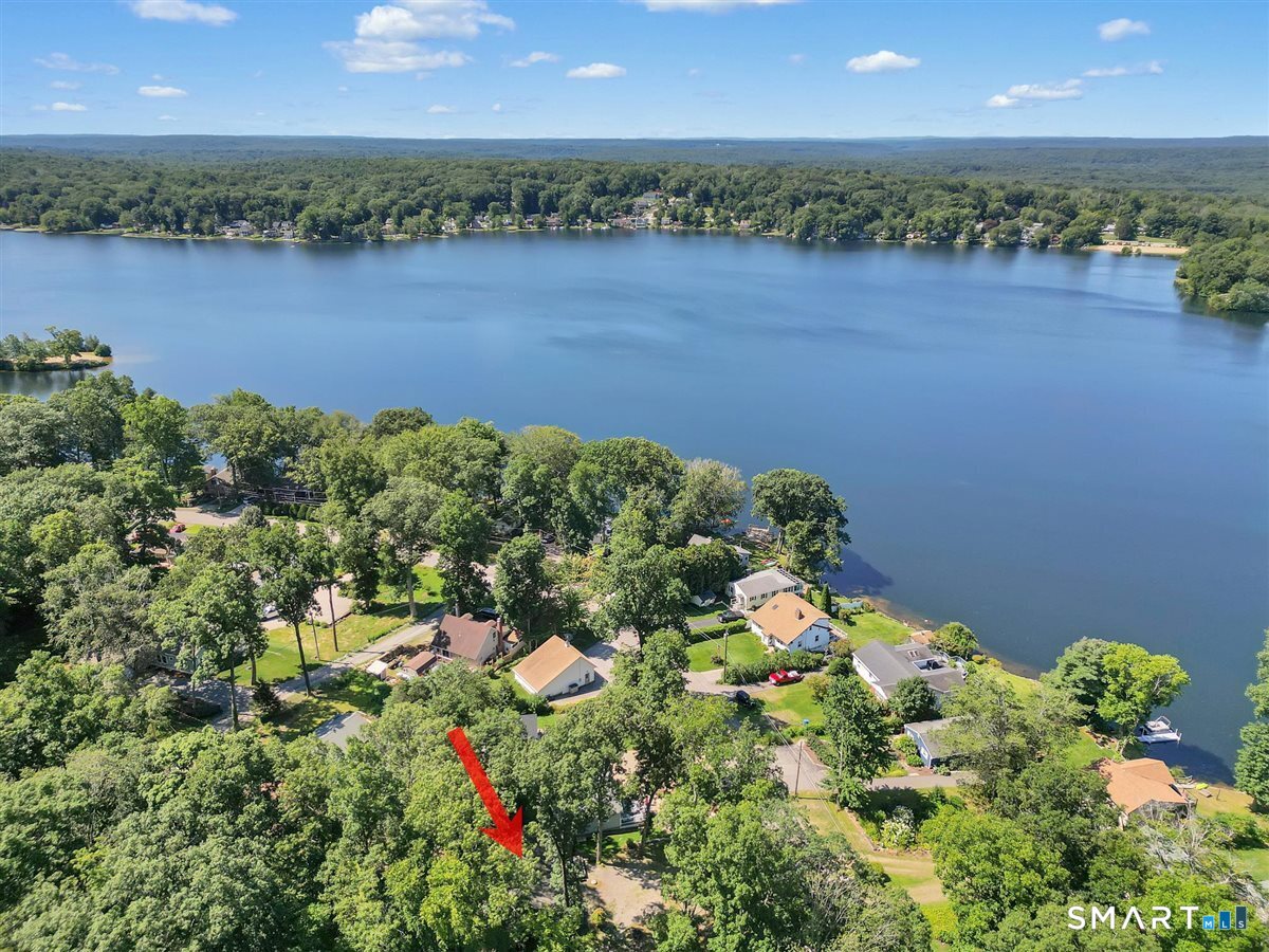 113 Deepwood Drive Lebanon CT 06249