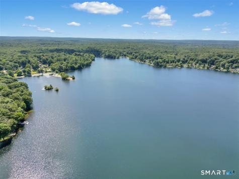 113 Deepwood Drive Lebanon CT 06249