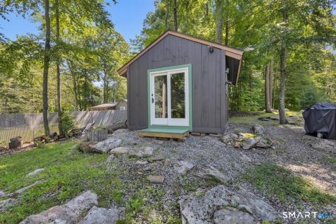 113 Deepwood Drive Lebanon CT 06249