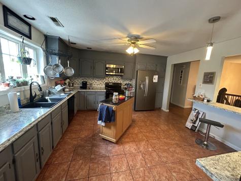 20 Charlene Drive Naugatuck CT 06770