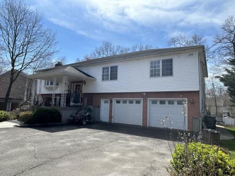20 Charlene Drive Naugatuck CT 06770