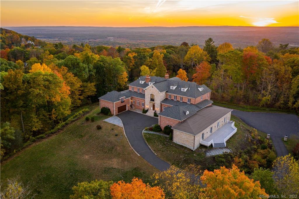 40 Parsons Way Avon CT 06001