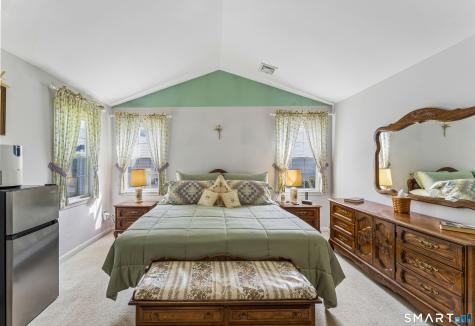 5 Pequot Court Monroe CT 06468