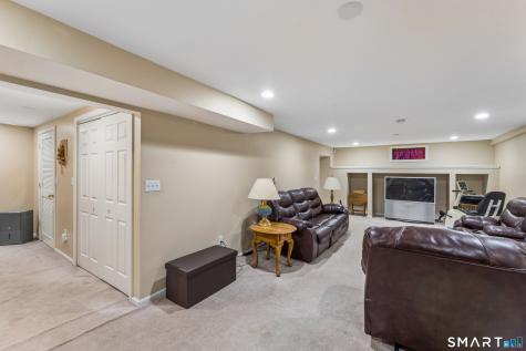 5 Pequot Court Monroe CT 06468