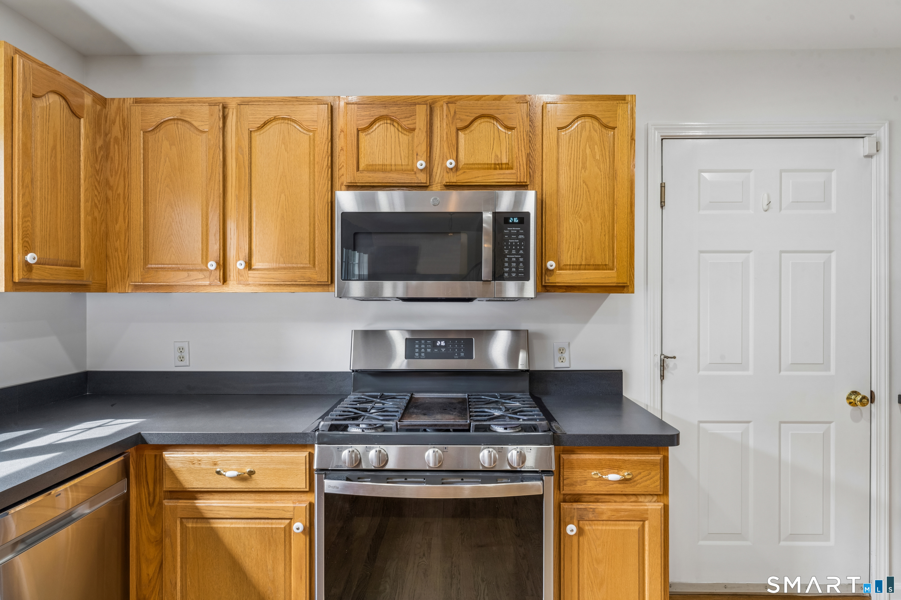 5 Pequot Court Monroe CT 06468