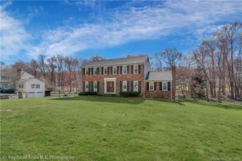 7 Flintlock Drive Danbury CT 06811