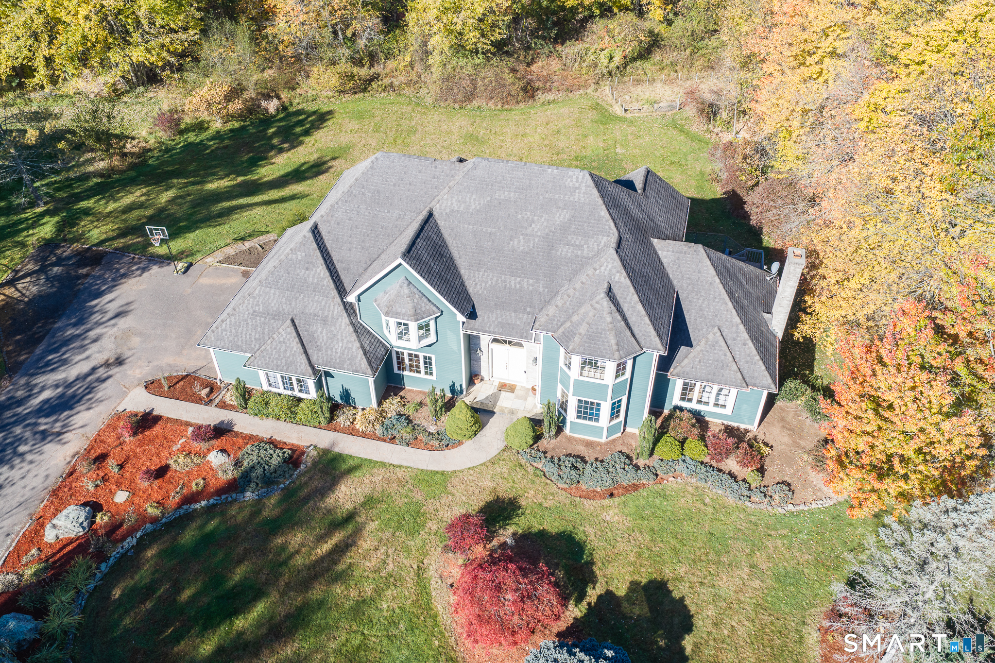 100 Scenic Court Cheshire CT 06410