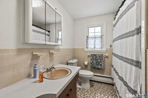 128 Fairlawn Street Bristol CT 06010
