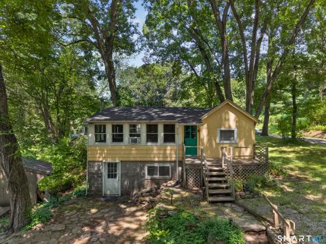 69 River Road Clinton CT 06413