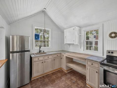 69 River Road Clinton CT 06413