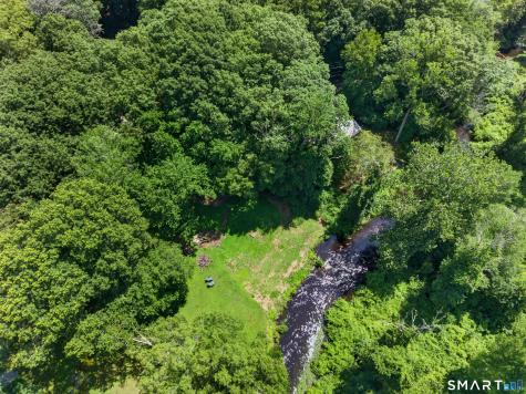69 River Road Clinton CT 06413