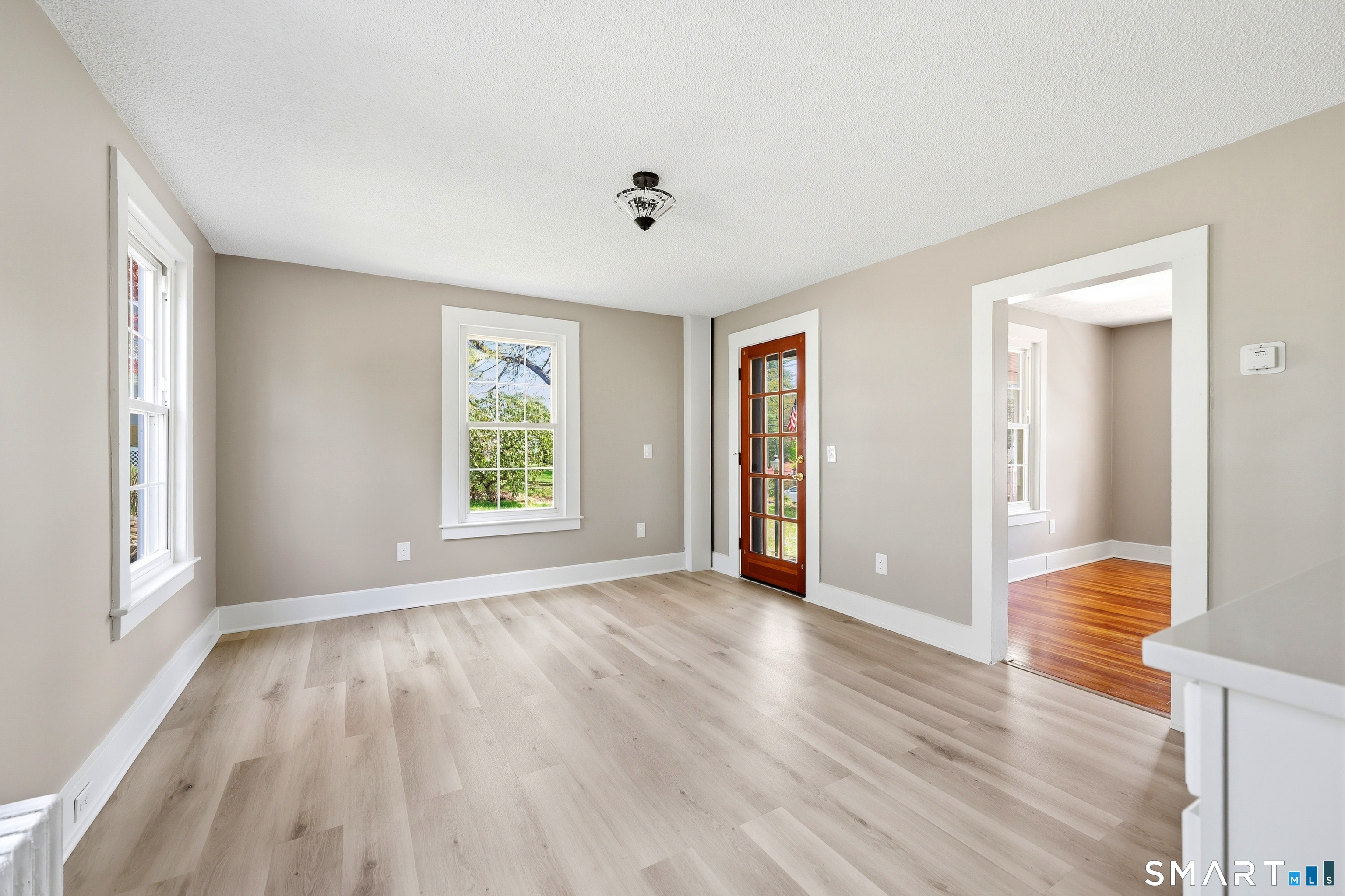 82 West Street Simsbury CT 06070