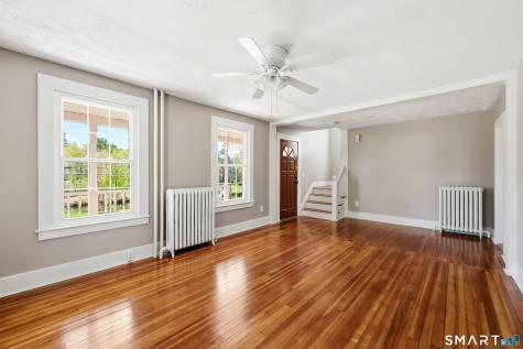 82 West Street Simsbury CT 06070