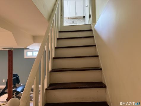 16 Crestview Terrace Wallingford CT 06492