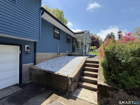 16 Crestview Terrace Wallingford CT 06492