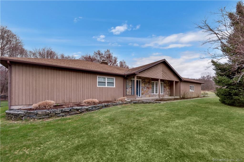 790 Watertown Road Middlebury CT 06762