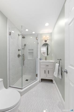 105 Rose Lane Darien CT 06820