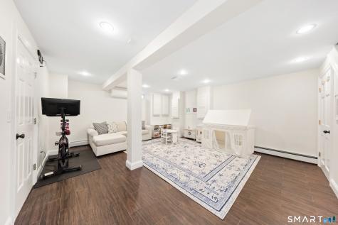 105 Rose Lane Darien CT 06820
