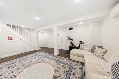 105 Rose Lane Darien CT 06820