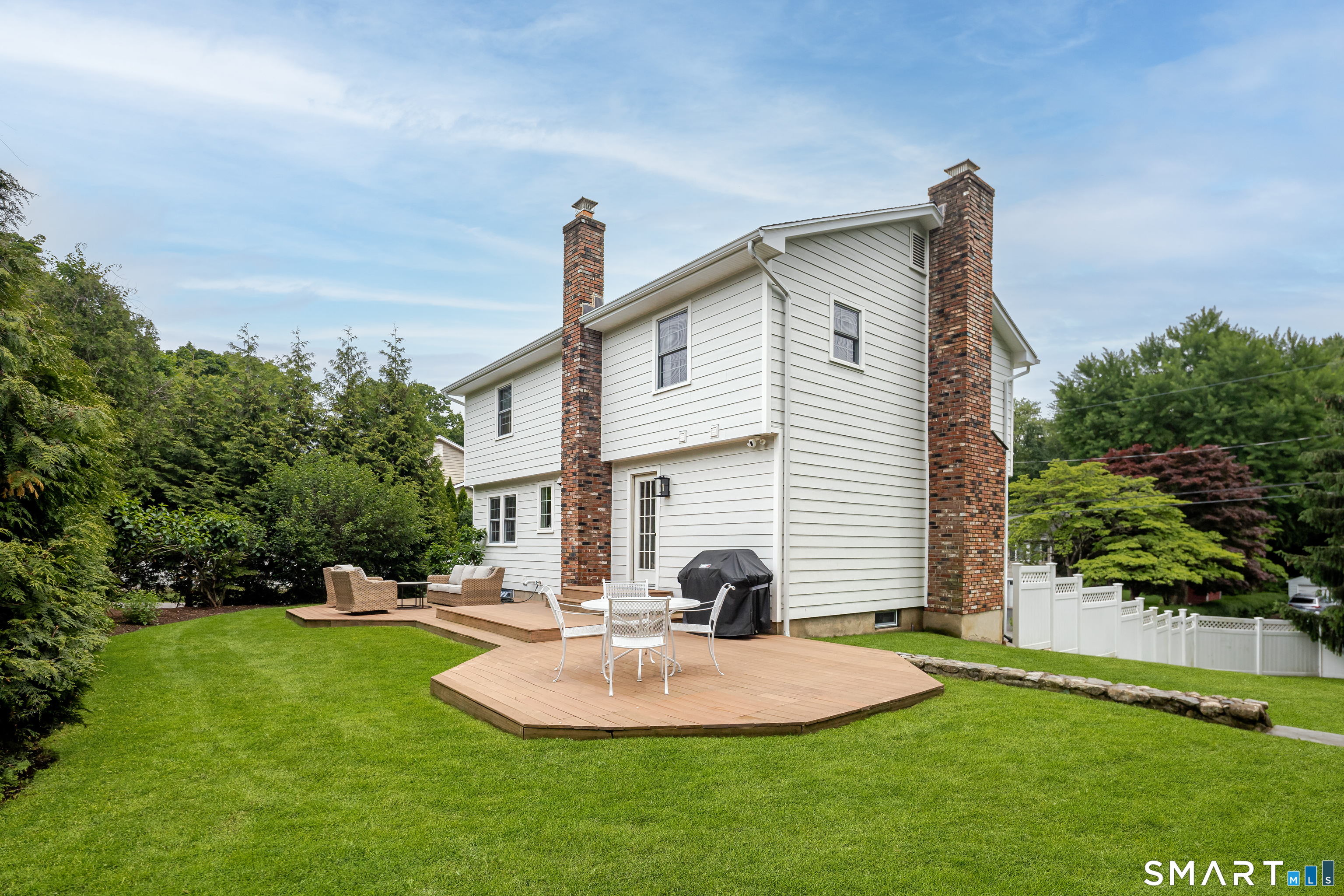 105 Rose Lane Darien CT 06820
