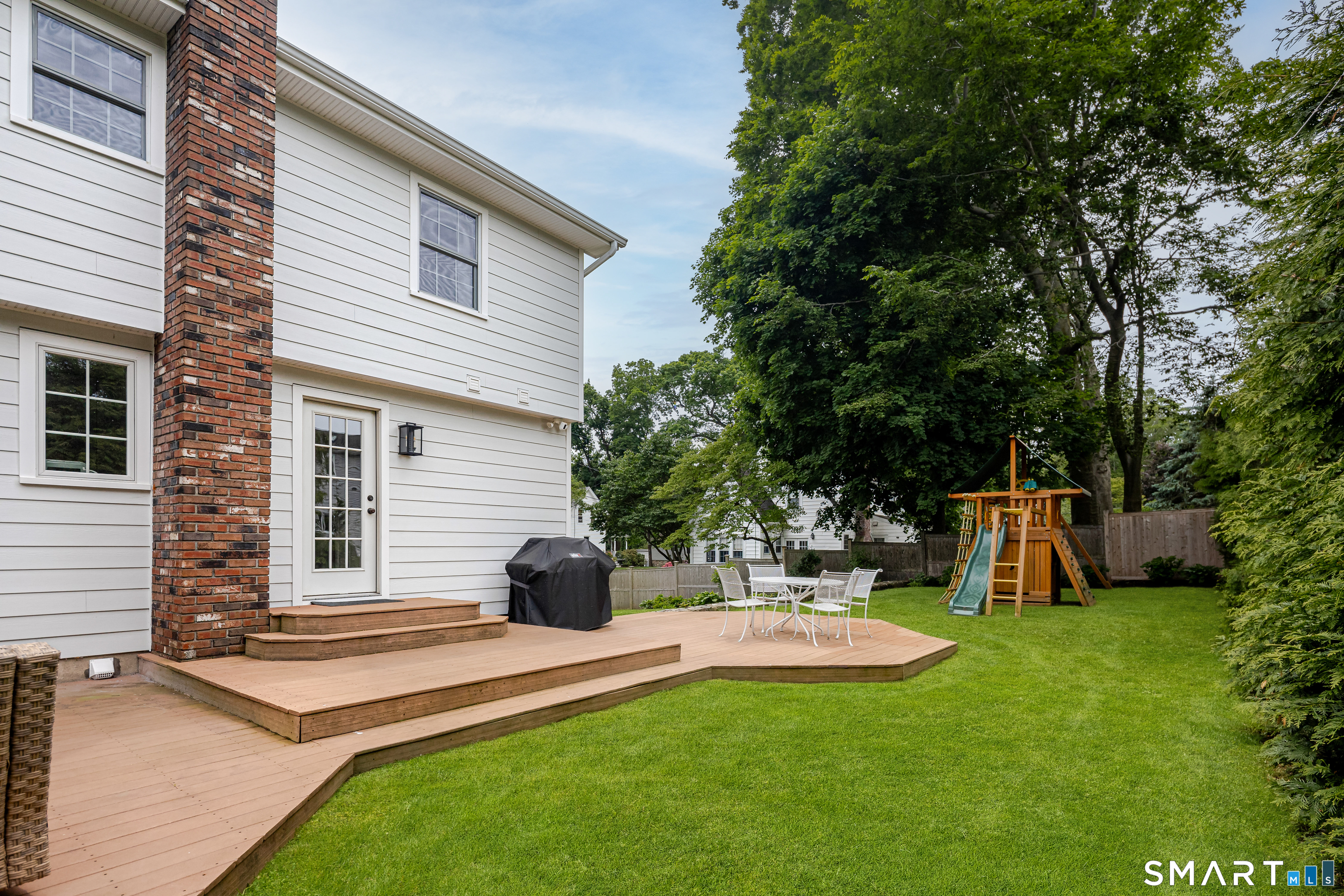 105 Rose Lane Darien CT 06820