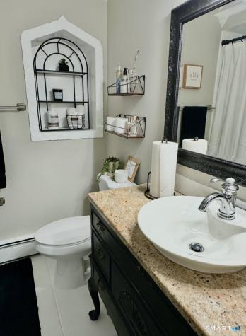 8 Cynthia Court Branford CT 06405
