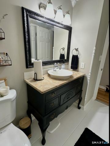 8 Cynthia Court Branford CT 06405