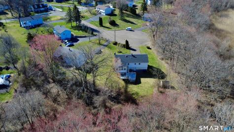 8 Cynthia Court Branford CT 06405