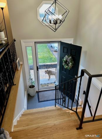 8 Cynthia Court Branford CT 06405