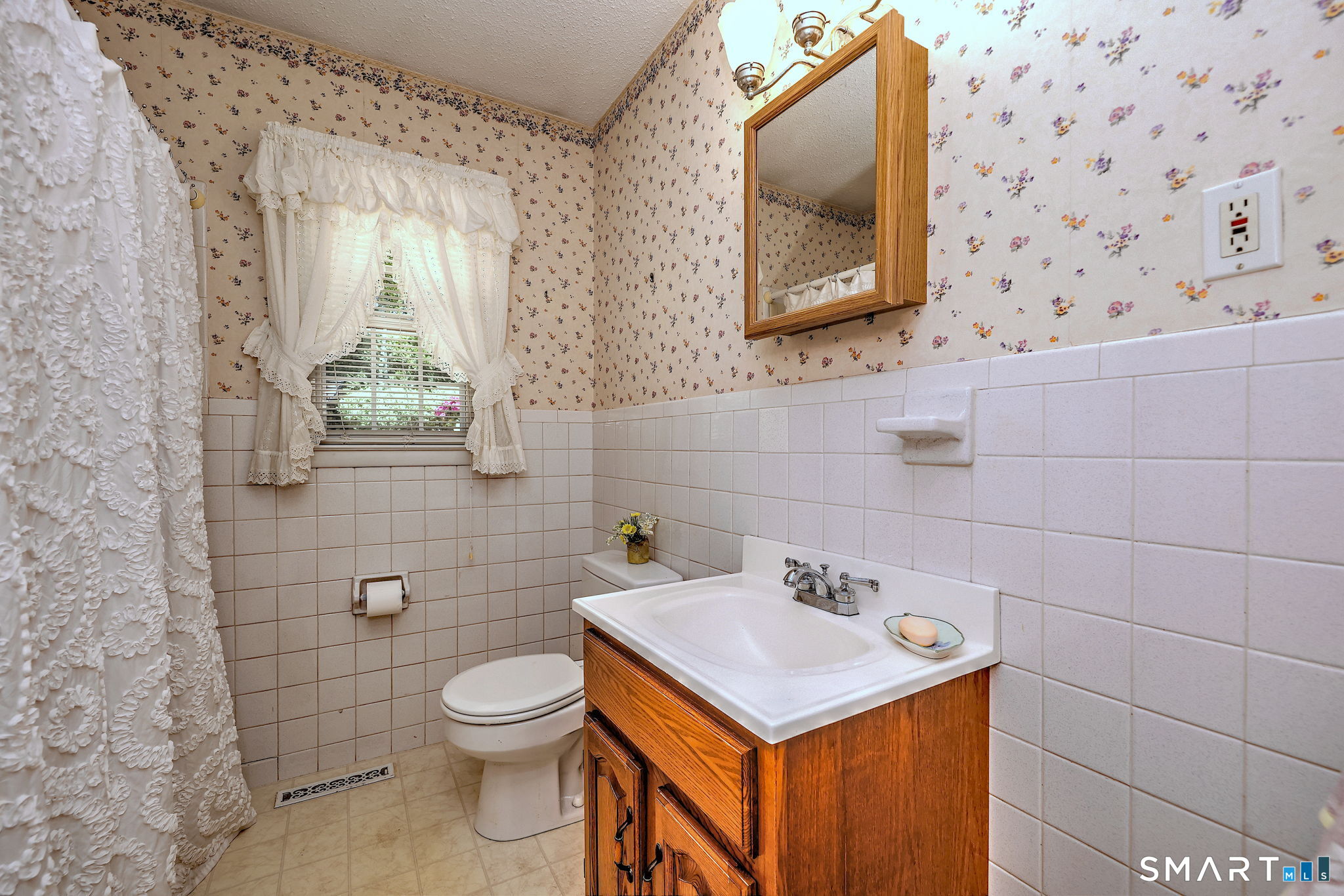 2 Whippoorwill Lane Seymour CT 06483