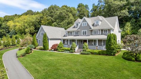 2 Longwood Drive Redding CT 06896