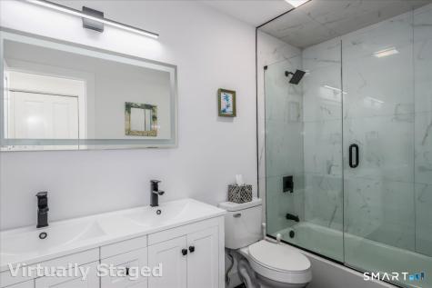 9 Grays Plain Road Newtown CT 06482