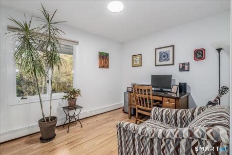 9 Grays Plain Road Newtown CT 06482