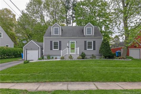 21 Dorrance Place Hamden CT 06518