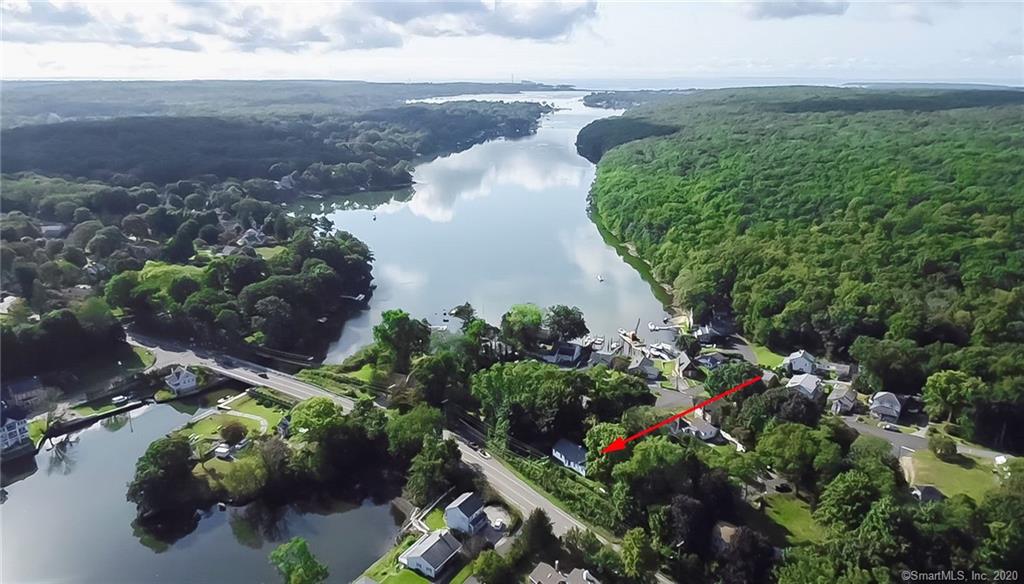 1 River Road East Lyme CT 06333
