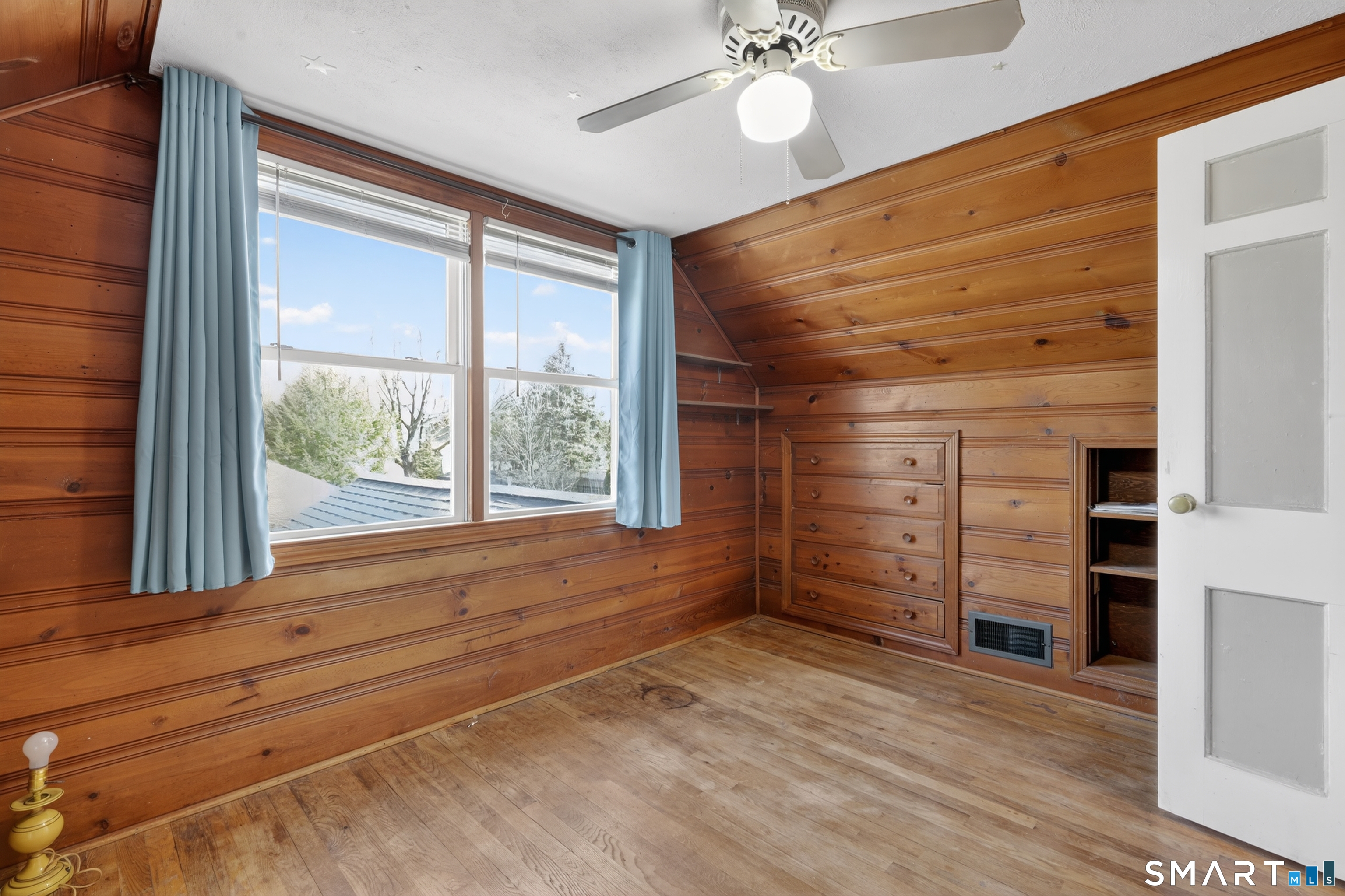 50 Rockwell Avenue Plainville CT 06062