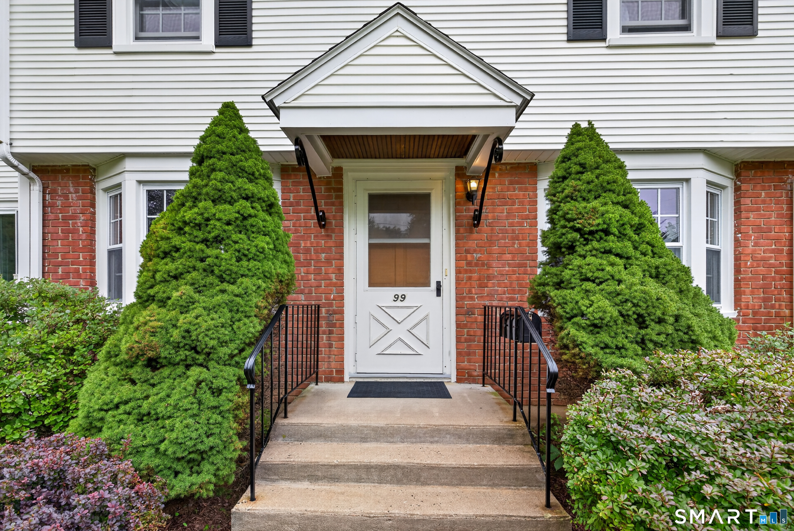 99 Brookfield Drive East Hartford CT 06118