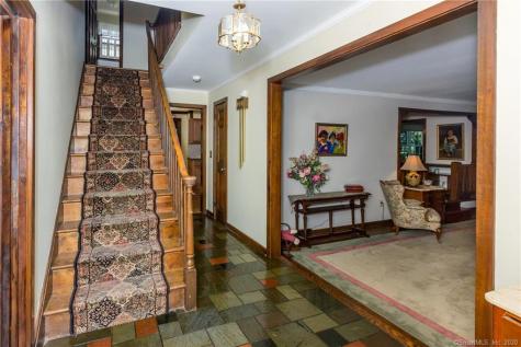 245 Sailors Lane Bridgeport CT 06605