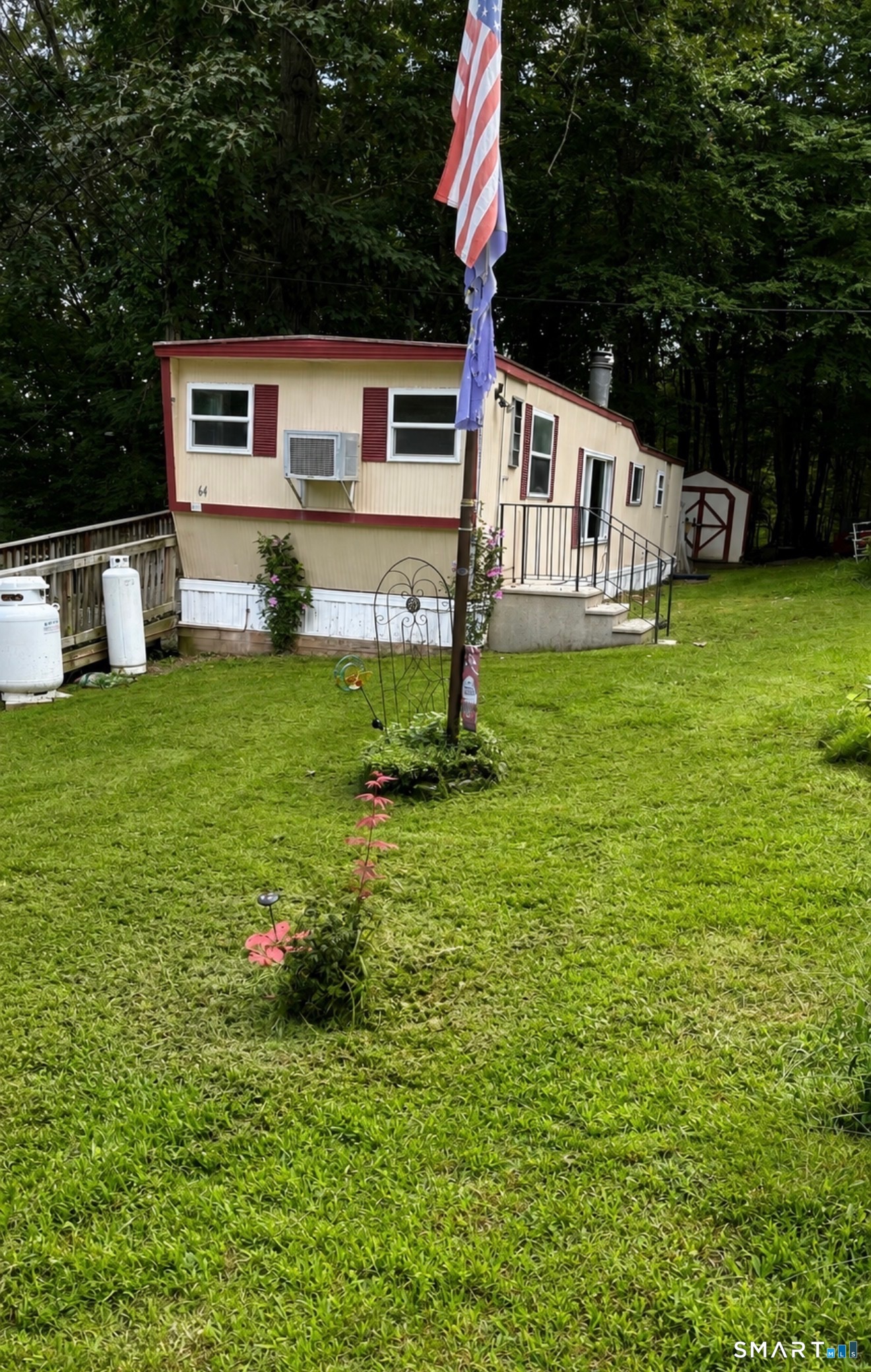 303 Mohegan Park Road Norwich CT 06360