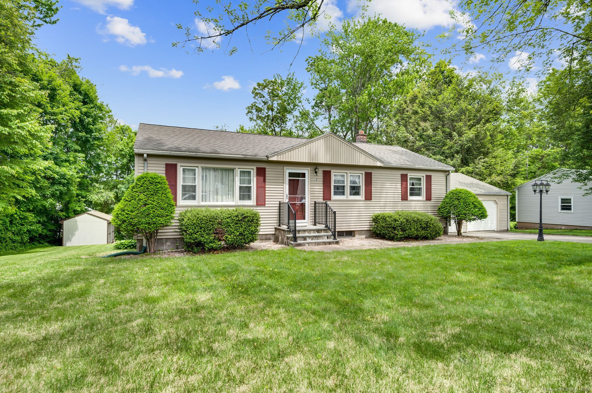 18 Hawthorne Drive Cheshire CT 06410