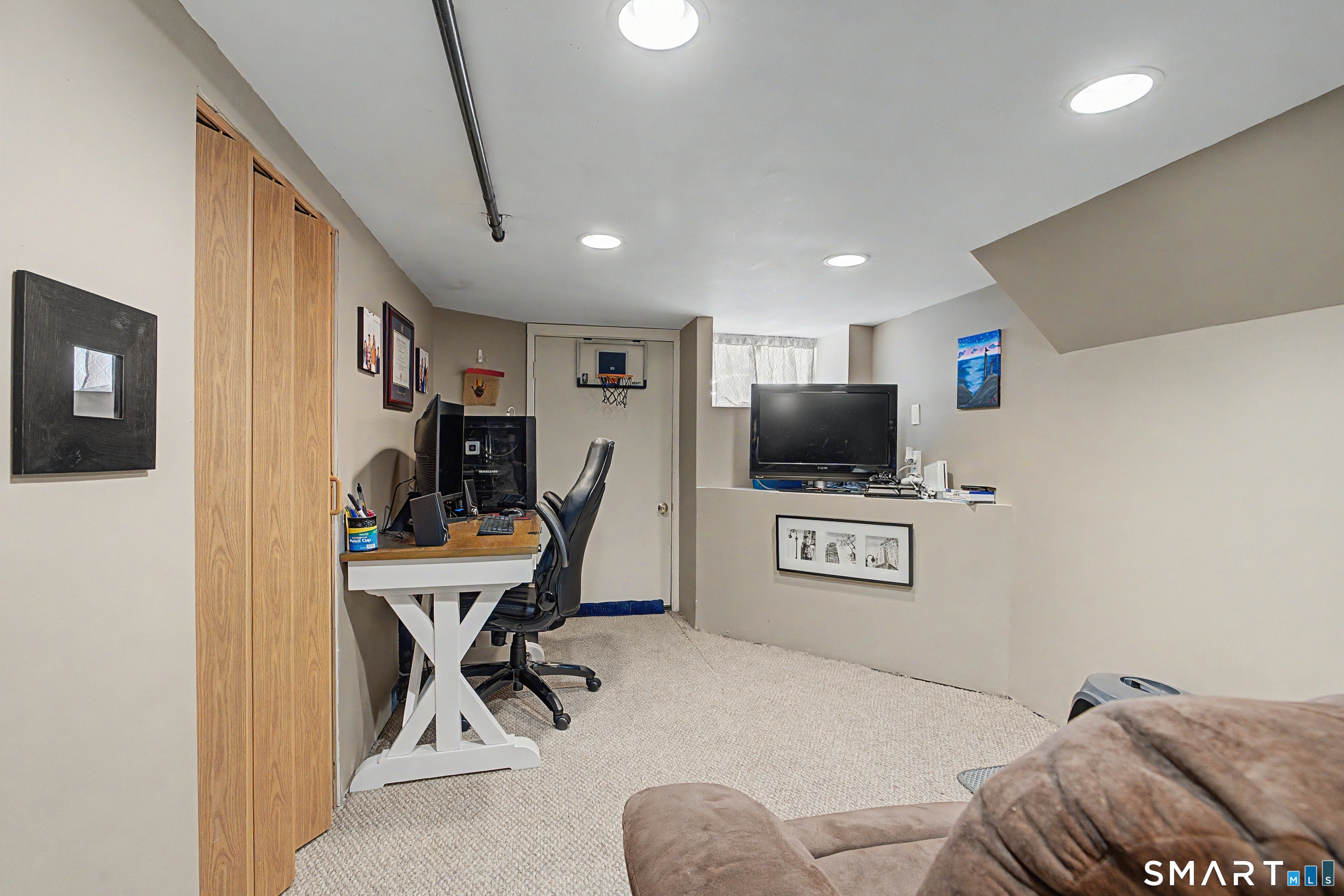 36 Cottage Place Stratford CT 06614