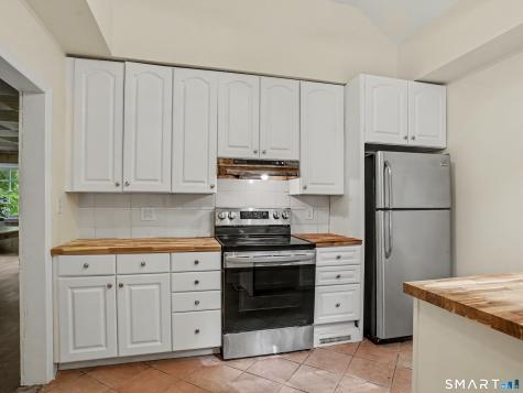 18 Old Kings Highway Weston CT 06883