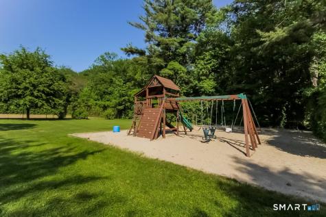 18 Old Kings Highway Weston CT 06883