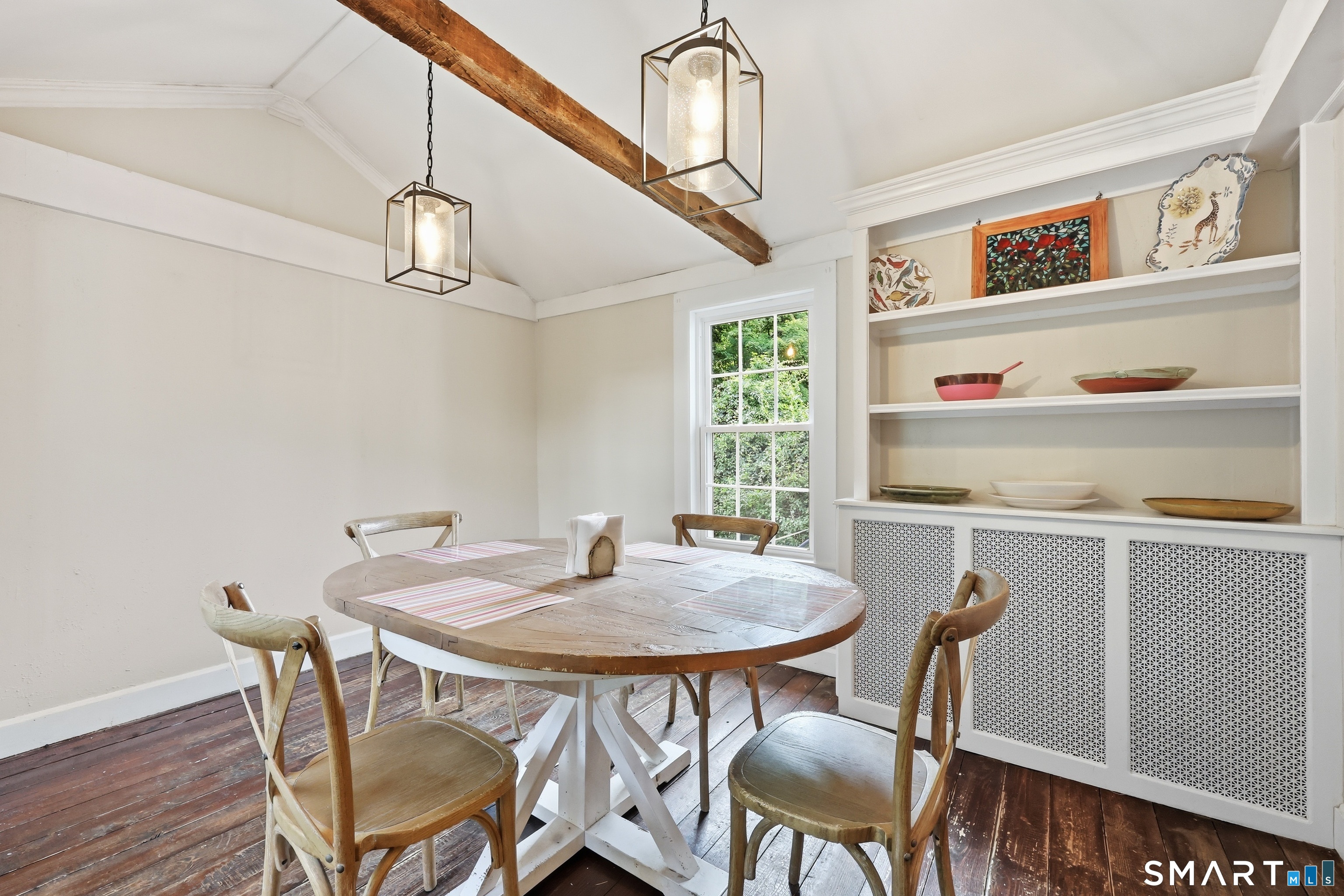 124 Main Street East Hampton CT 06424