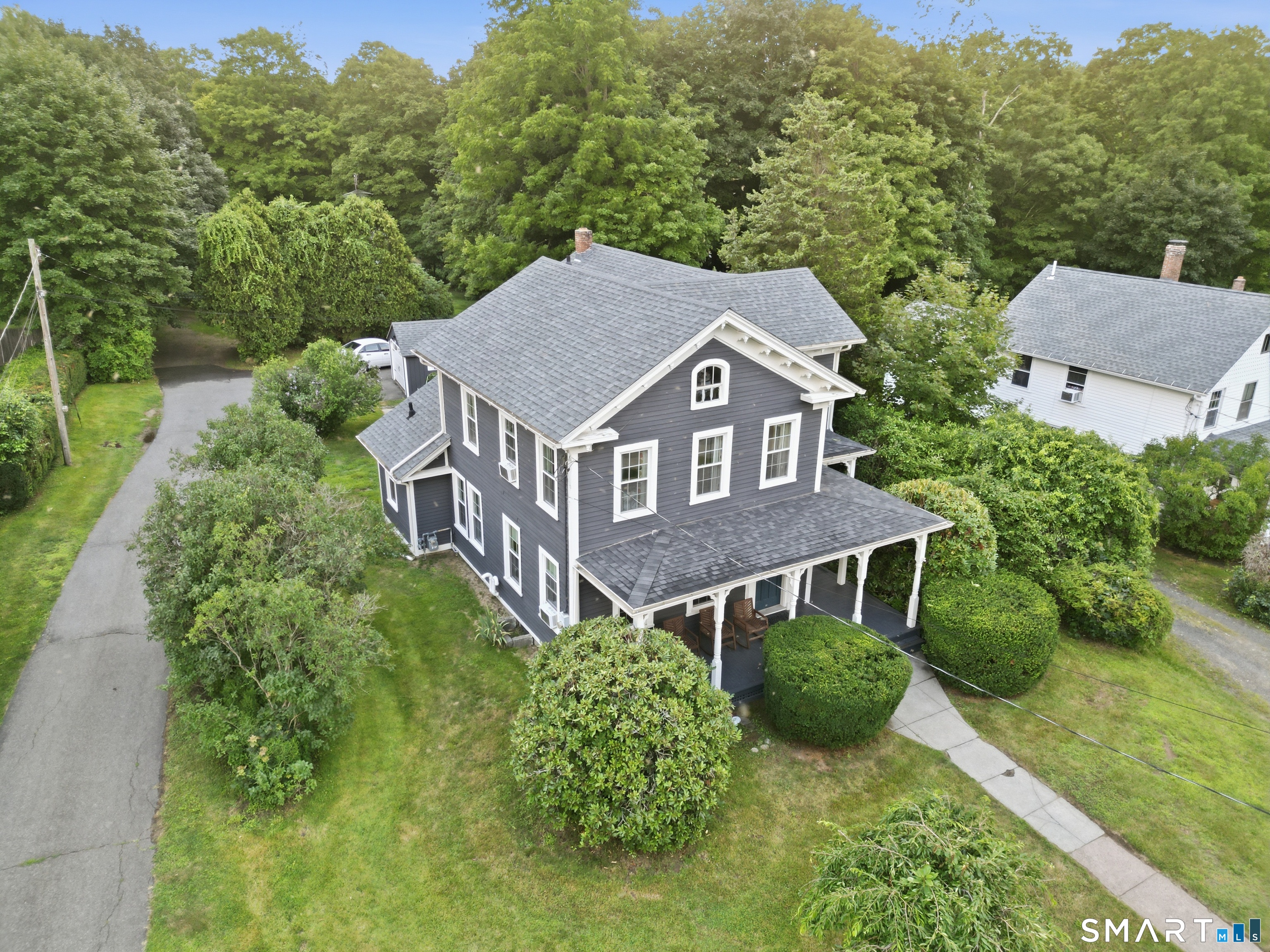 124 Main Street East Hampton CT 06424