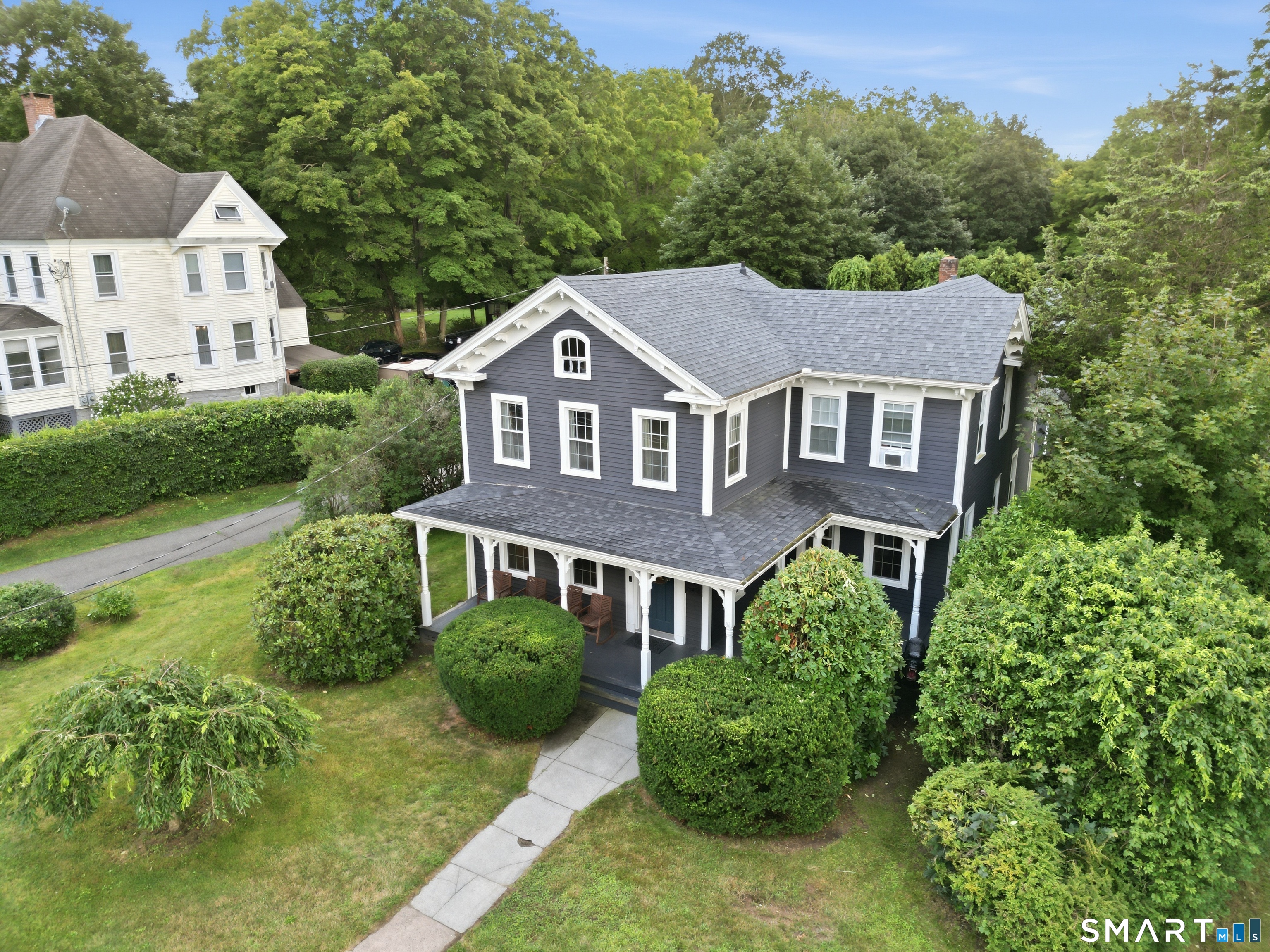 124 Main Street East Hampton CT 06424