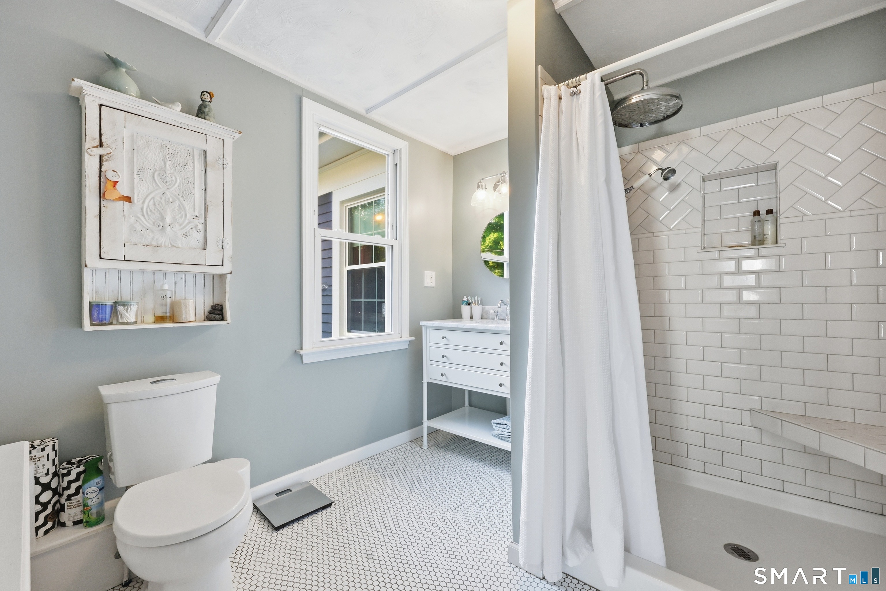 124 Main Street East Hampton CT 06424