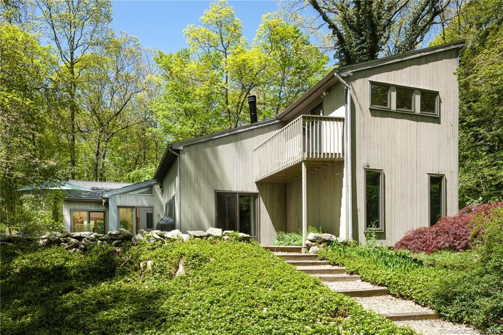 154 Deer Lane Guilford CT 06437